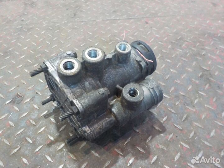 Кран ручного управления тормозами прицепа Scania