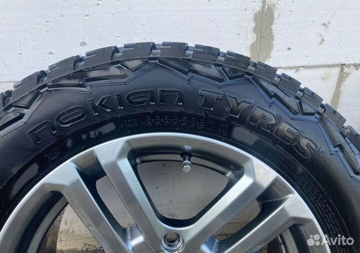 Nokian Tyres Outpost AT 215/65 R16