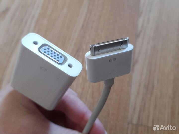 Кабель на iPhone 4 4s