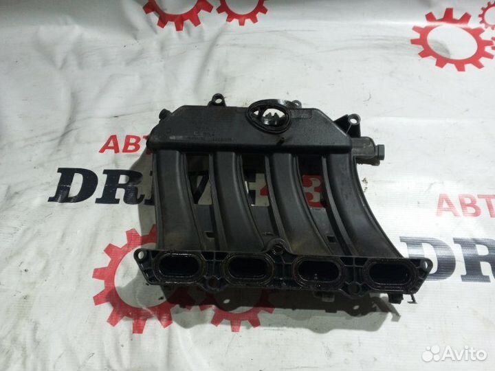 Впускной коллектор Renault Sandero stepway K4MC697