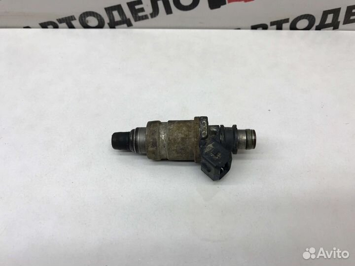 Форсунка бензиновая Honda Domani MA4 1994 г.в