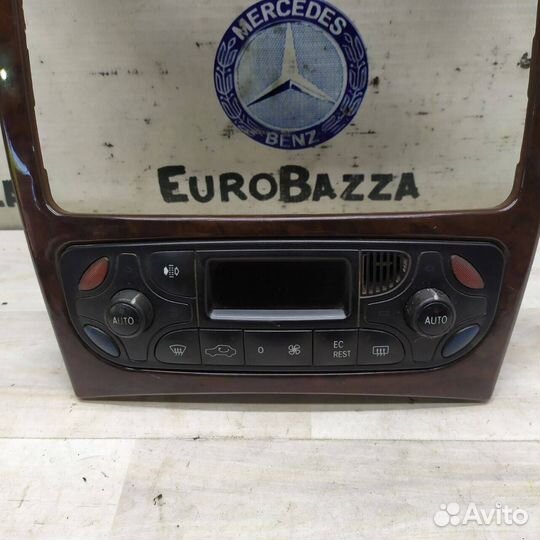 Накладка центральной консоли Mercedes W463