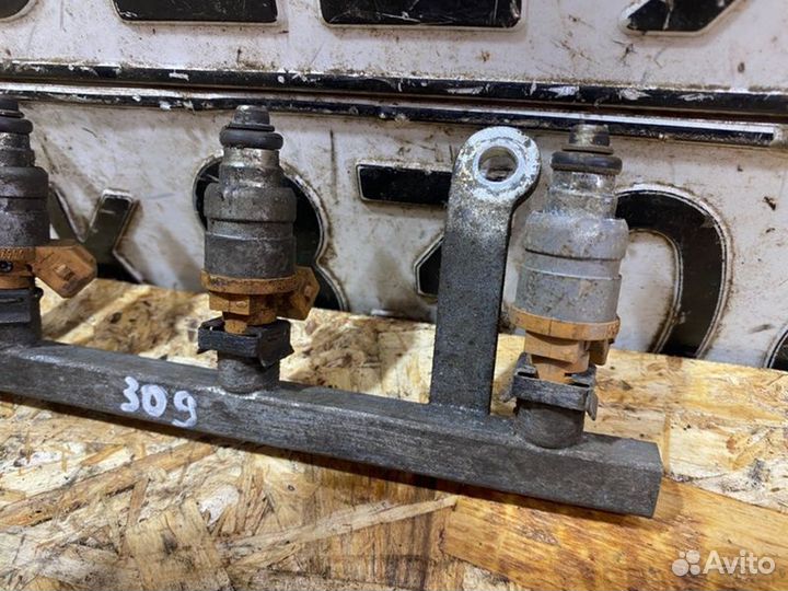 Топливная рампа Daewoo Matiz хетчбэк 2010