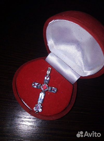 Крестик серебро 925 с топазами