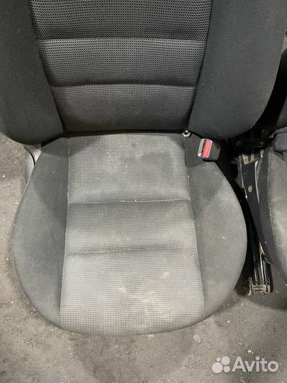 Mazda 6 GG Переднее сиденье
