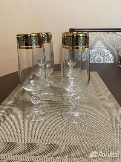 Бокалы для шампанского