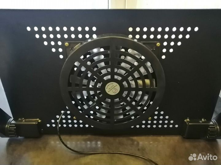 Подставка под ноутбук