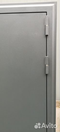 Дверь входная металлическая