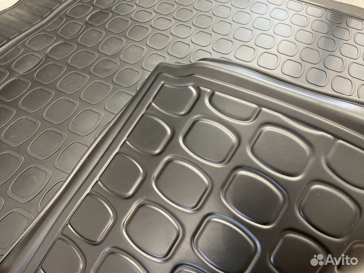 Оригинальный полицретановый ковер Renault Kaptur