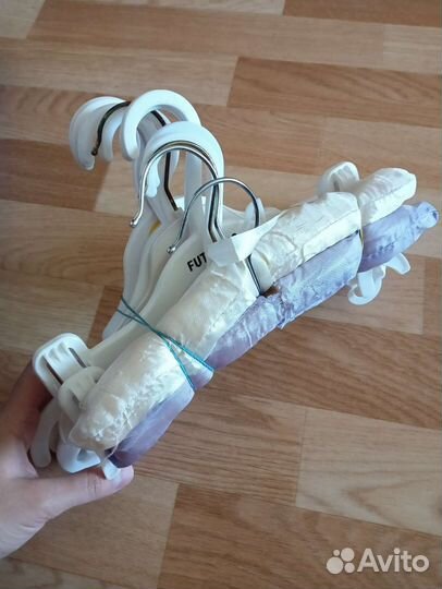 Вешалки плечики детские