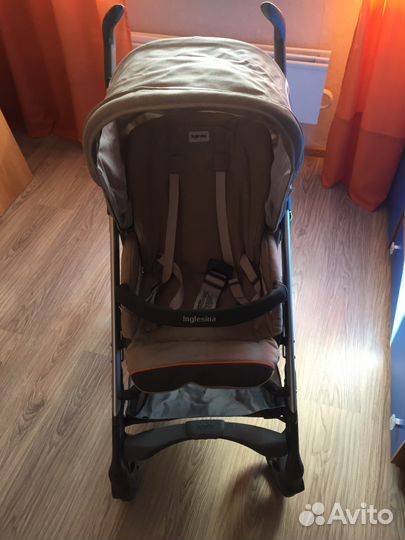 Продам коляску прогулочную Inglesina trilogy