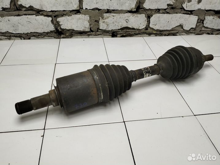 Полуось передняя левая Mercedes W163 Ml