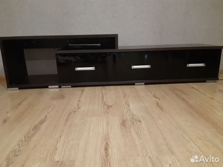 Тумба под TV