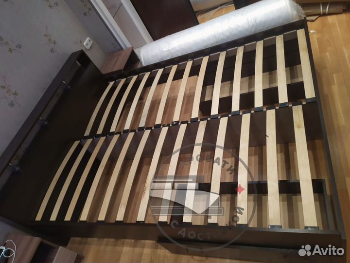 Кровать двухспальная