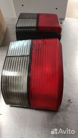 Комплект задних фонарей Vw T4 Цена за пару