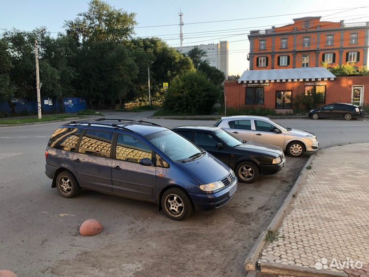 Volkswagen Sharan 2.0 МТ, 1998, 258 000 км