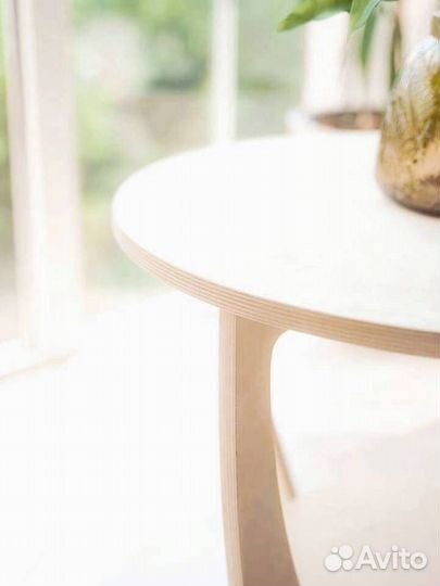 Деревянный стол на улицу