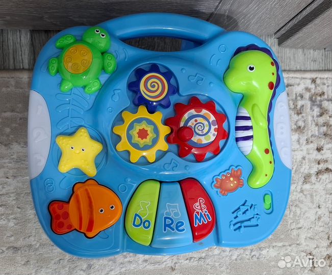 Развивающий столик