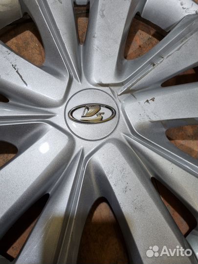 Колпак r15 бу для лада