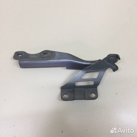 Петля капота левая Mazda Mazda 3 BM 2013-2016