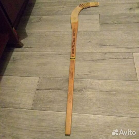 Клюшка для хоккея с мячом