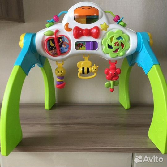 Развивающий музыкальный столик