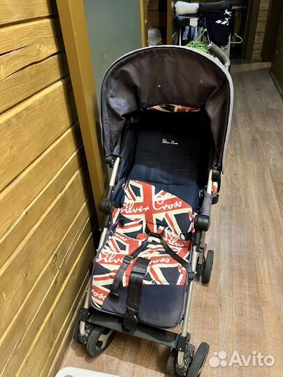 Прогулочная коляска трость