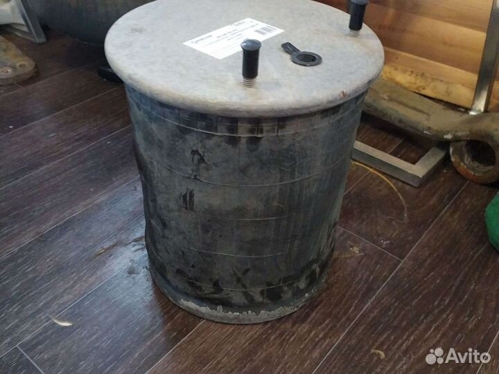 Пневмоподушка подвески на п/п новая