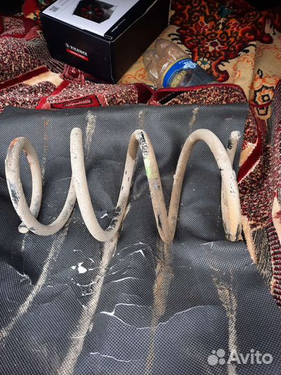 Пружина б/у