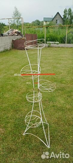 Подставка для цветов металлическая