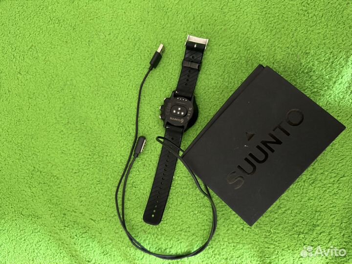 Часы suunto 9