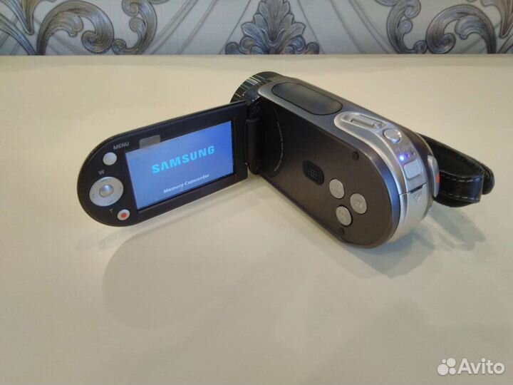 Видеокамера Samsung SMX-F30