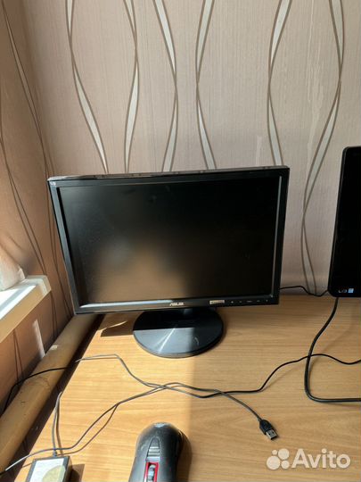 Монитор Asus VW193D