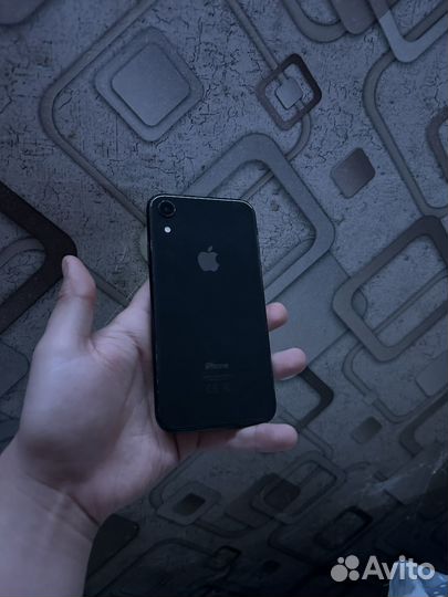 iPhone Xr, 64 ГБ