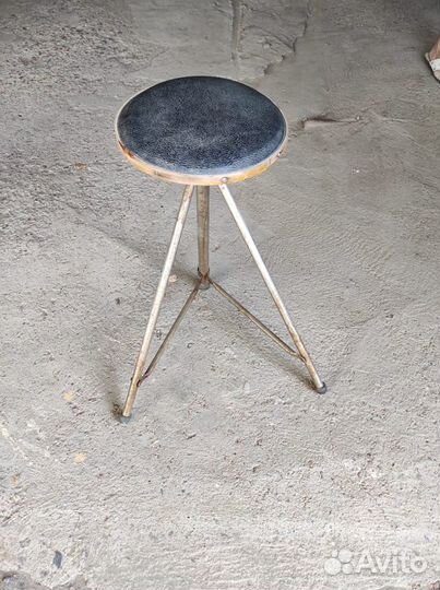 Стул для ударника музыканта