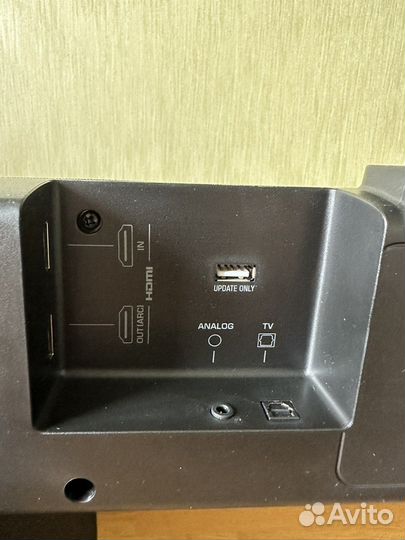 Саундбар Yamaha YAS-207 с беспроводным сабвуфером