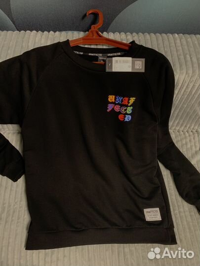 Свитшот unaffected