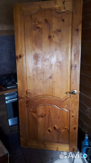 Межкомнатные двери(массив) бу с коробкой