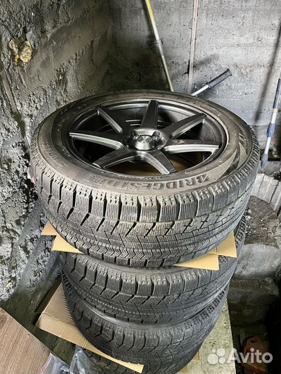 Bridgestone Blizzak VRX 225/50 R16 92Q