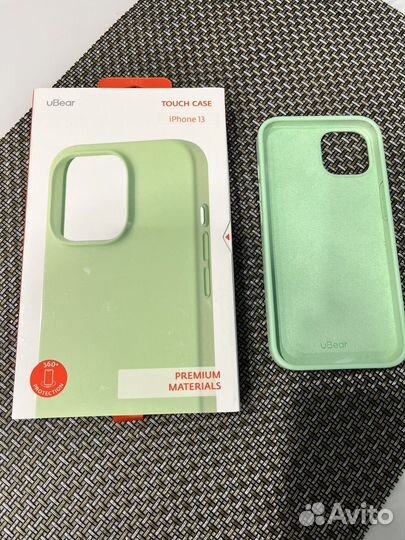 Чехол на iPhone 13 Ubear