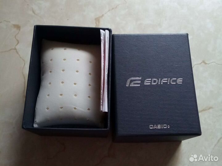 Часы наручные. edifice casio