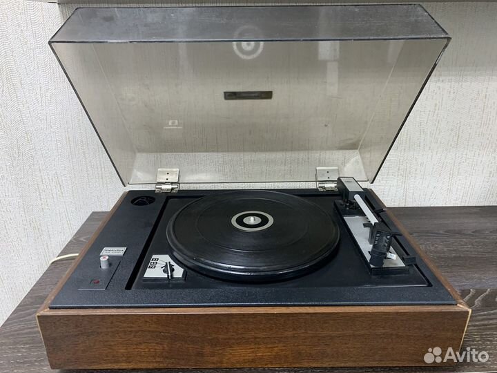 Радиола Мелодия-104