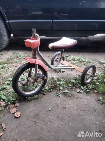 Трехколесный велосипед СССР