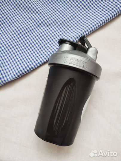 Шейкер спортивный/шейкер для протеина новый