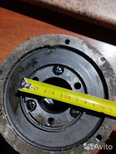 Трёхкулачковый токарный патрон