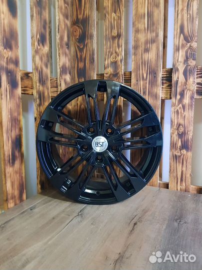 Литые диски R17 5x120