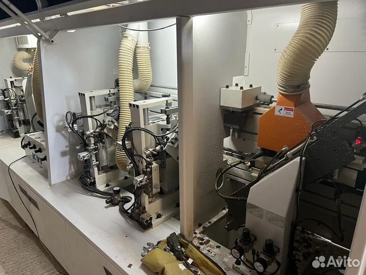 Кромкооблицовочный станок KDT KE-468jska