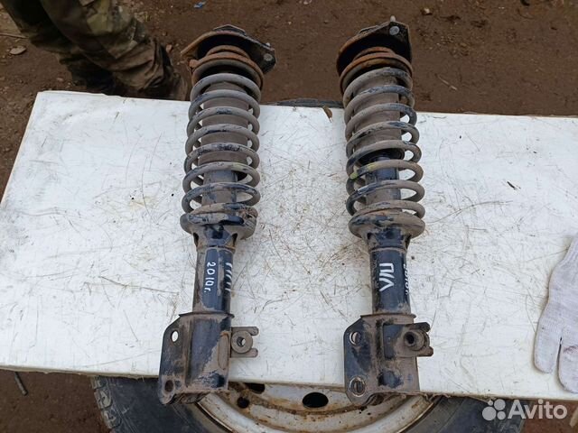 Передние стойки 2 шт. Дэу Матиз 2010 г