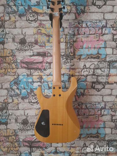 Jackson JS32 7q dinky natural maple top