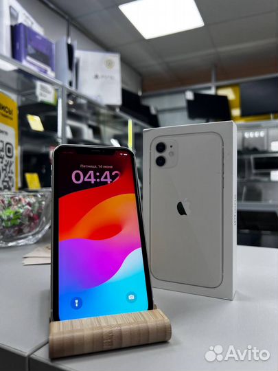 iPhone 11, 128 ГБ